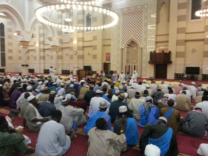 2800 كجم تمر لضيافة الحجاج في 4 مساجد بمكة المكرمة