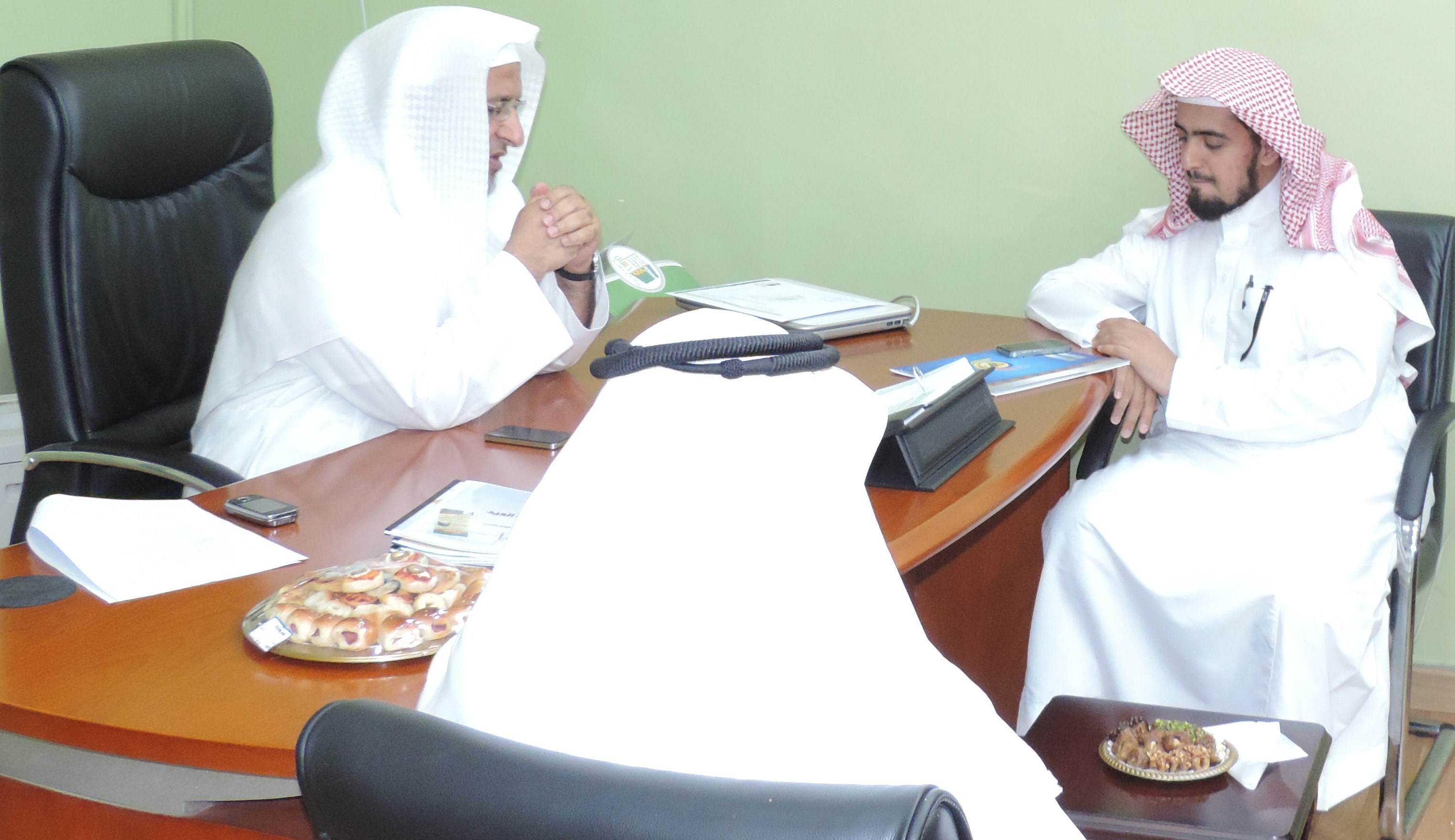 "الراجحي الخيرية" تطلع على آليات مشروع خطة الرعاية الأسرية