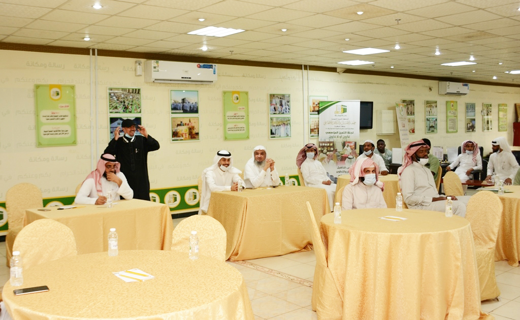 منسوبو (إحسان) يستفيدون من ورشة أدوار القياديين في منظمات الأعمال