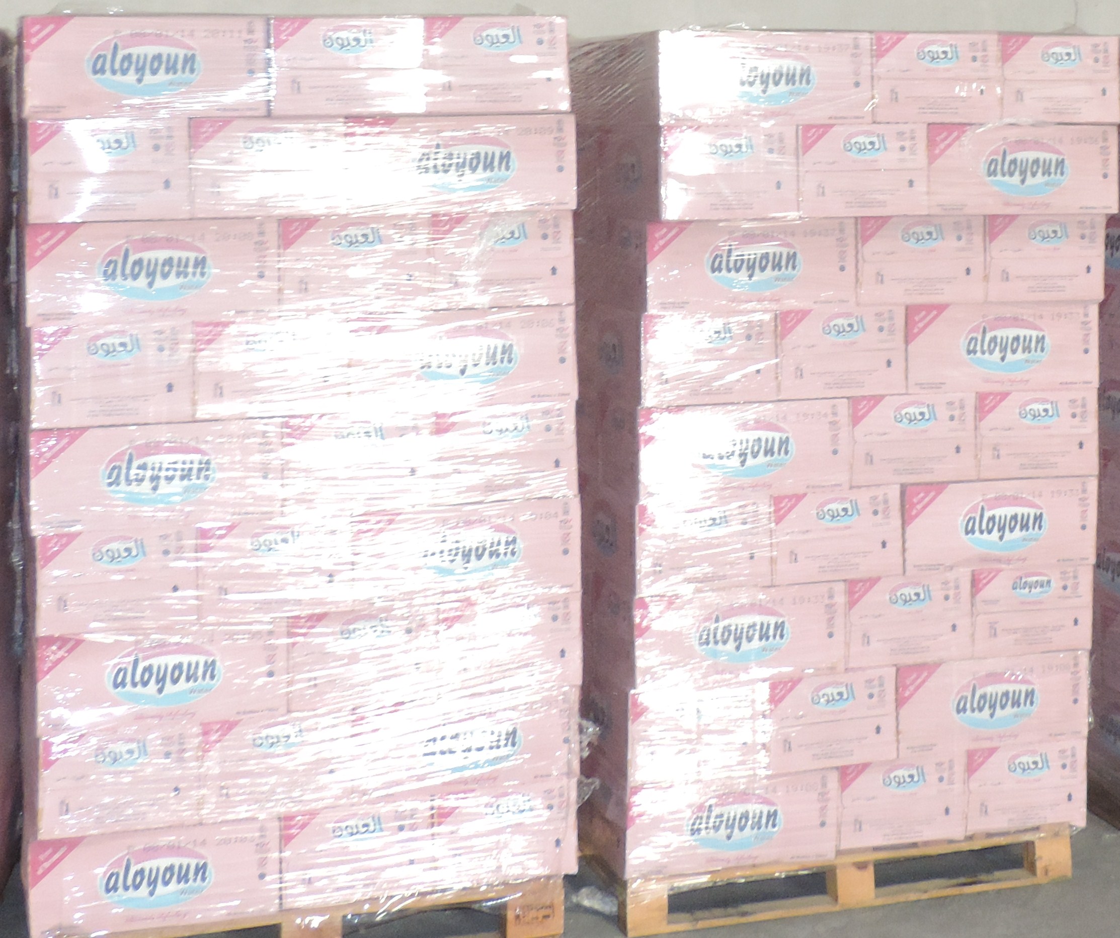 توزيع أكثر من 1900كرتون مياه عين زبيدة على 40مسجد