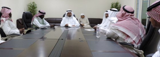 الزايدي يحث العاملين في برنامج إفطار صائم على مضاعفة الجهد