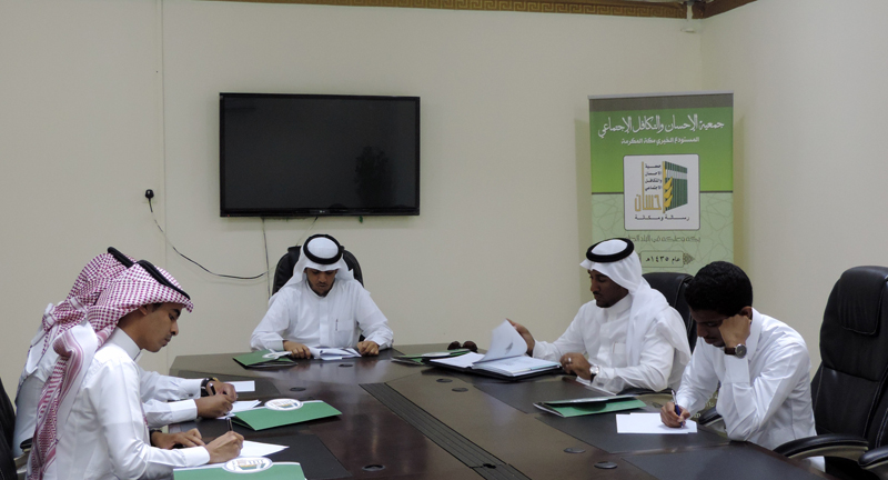 طلاب جامعة أم القرى الدفعة الثانية يتدربون على المهارات