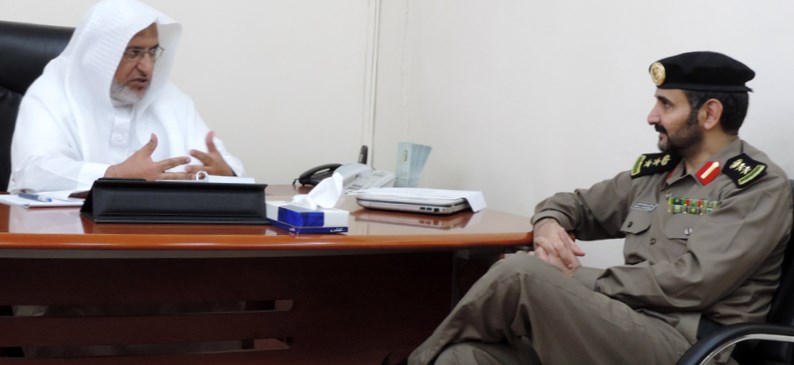 بحث حزمة شراكة مجتمعية مع سجون العاصمة المقدسة