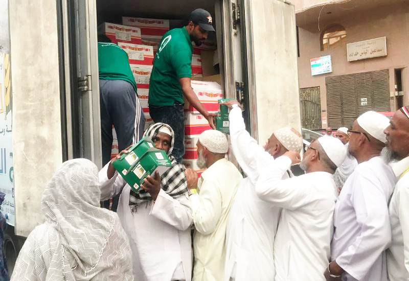 3.000 وجبة جافة يومياً للحجاج في أماكن سكنهم