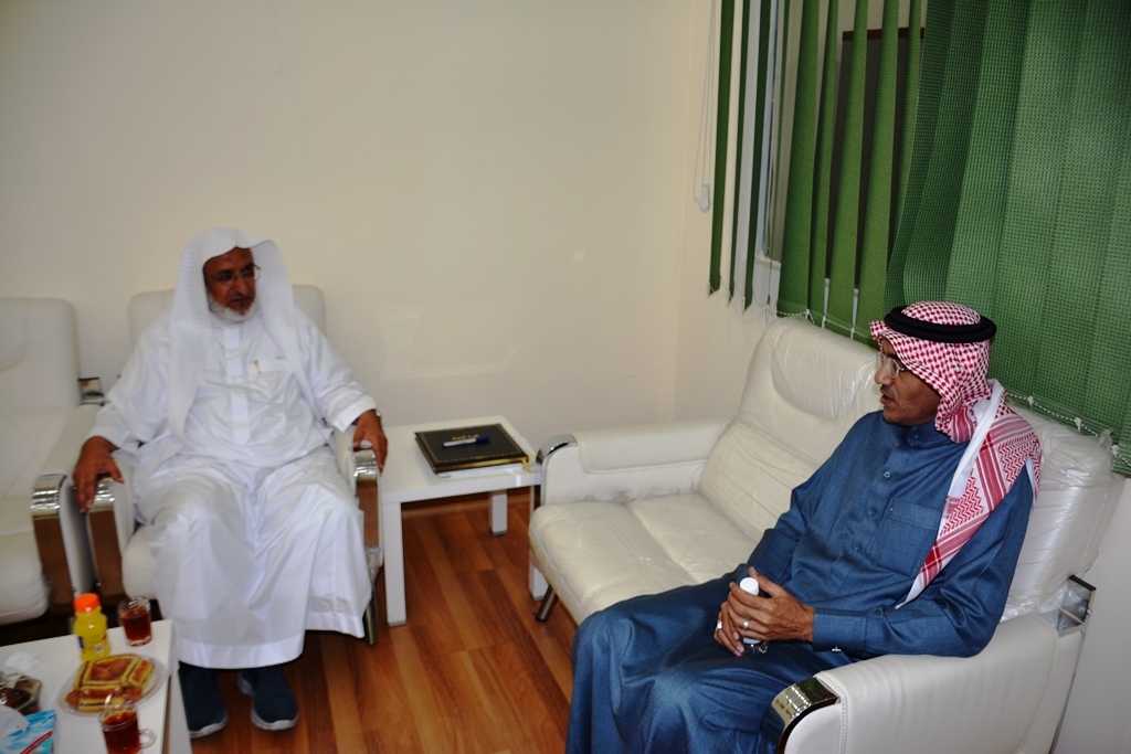 تعاون بين (إحسان) والإحسان الطبية بجازان