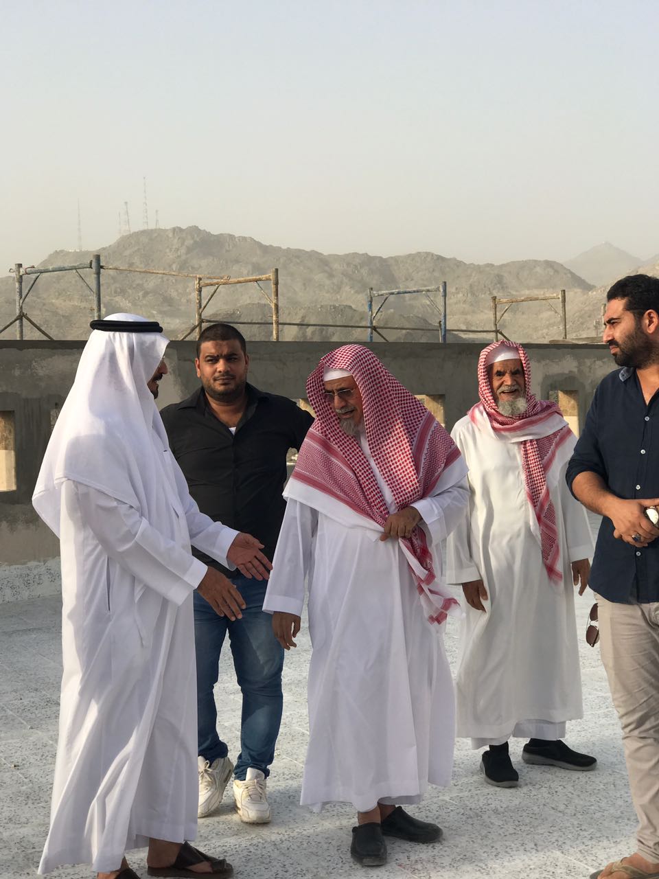 زيارة الشيخ الدكتور صالح بن حميد لوقف الجمعية بالهجرة