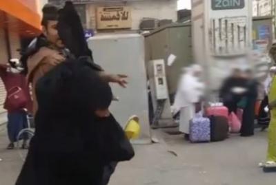 (إحسان) توفر لأسرة بائعة "حب الحمام" المواد الغذائية والأثاث